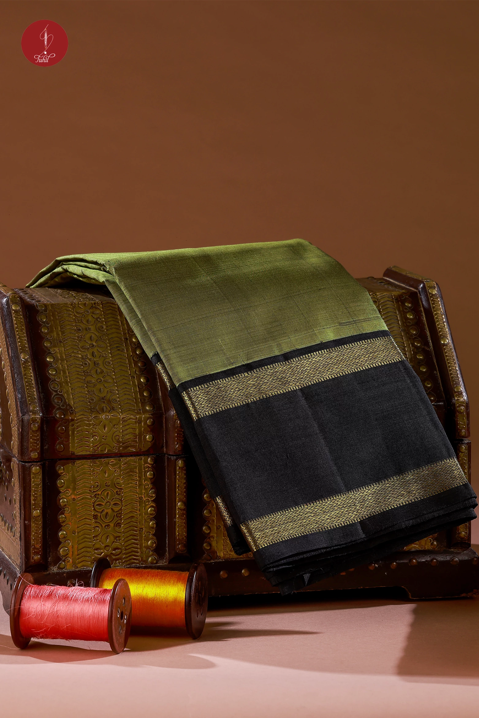 Handloom Kanchipuram Pure Silk Saree - Cardamom Green with Black (MS013) Handloom Kanchipuram Pure Silk Saree - Cardamom Green with Black (MS013)