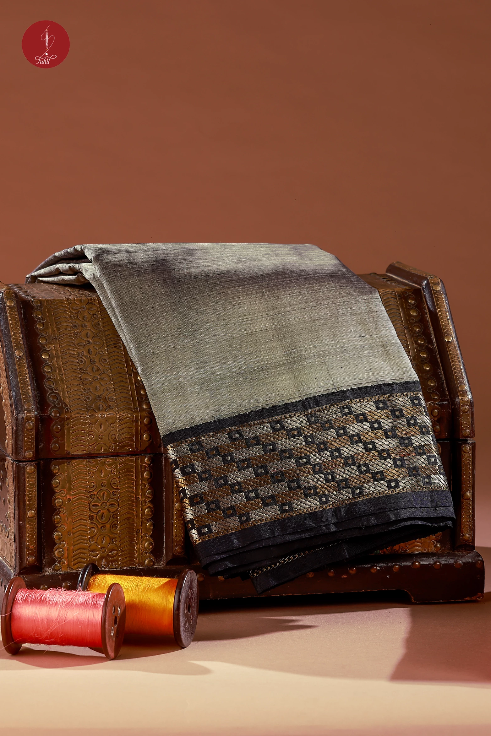 Handloom Kanchipuram Pure Silk Saree - Grey with Black (MS021)