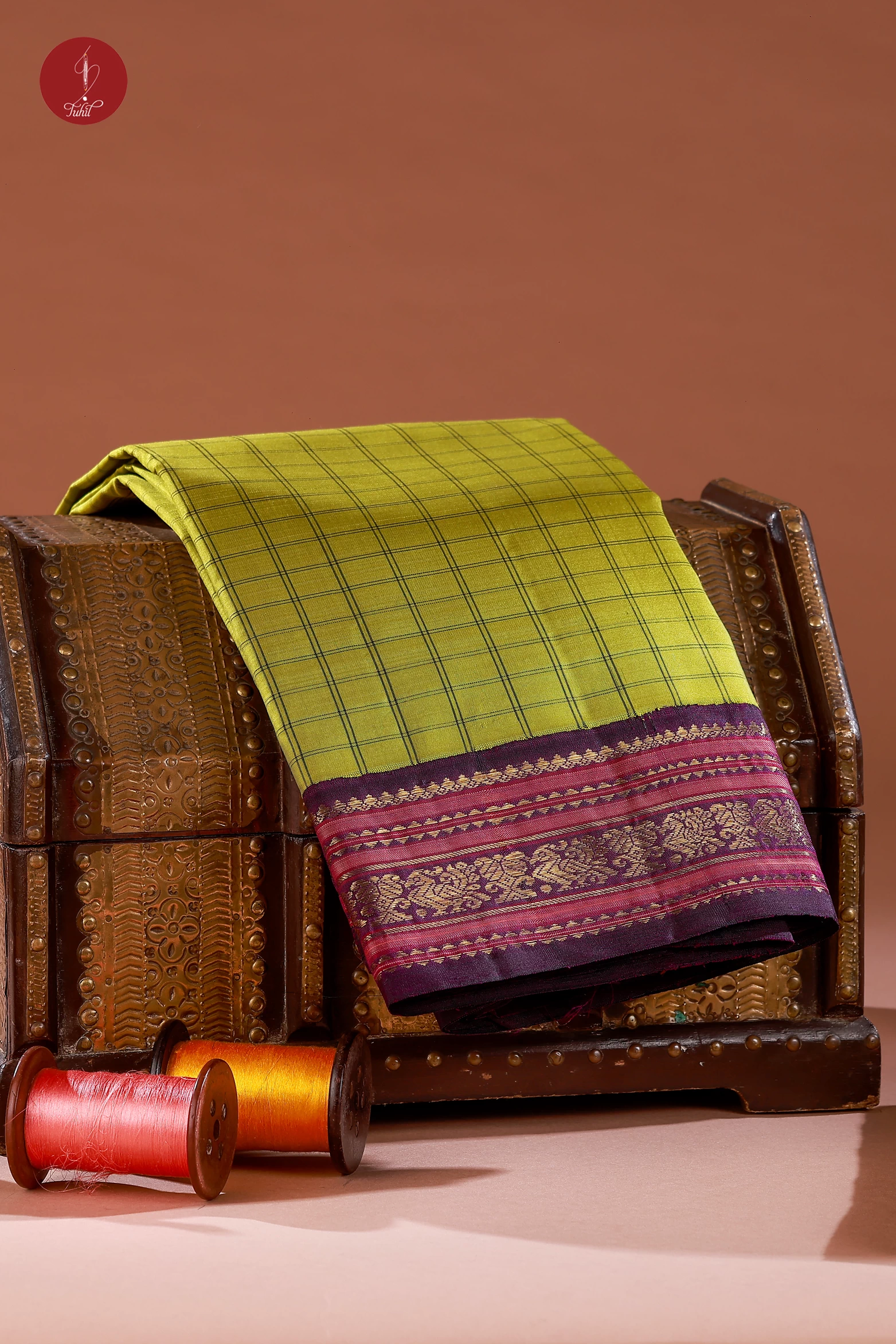 Handloom Kanchipuram Pure Silk Saree - Leaf Green with Deep Jamun (MS006) Handloom Kanchipuram Pure Silk Saree - Leaf Green with Deep Jamun (MS006)