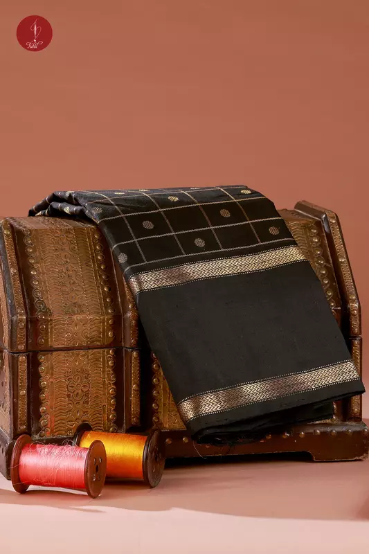 Kanchipuram Silk Saree - Kottadi - Black with Rettai Pettu Vanki (MS048) Kanchipuram Silk Saree - Kottadi - Black with Rettai Pettu Vanki (MS048)