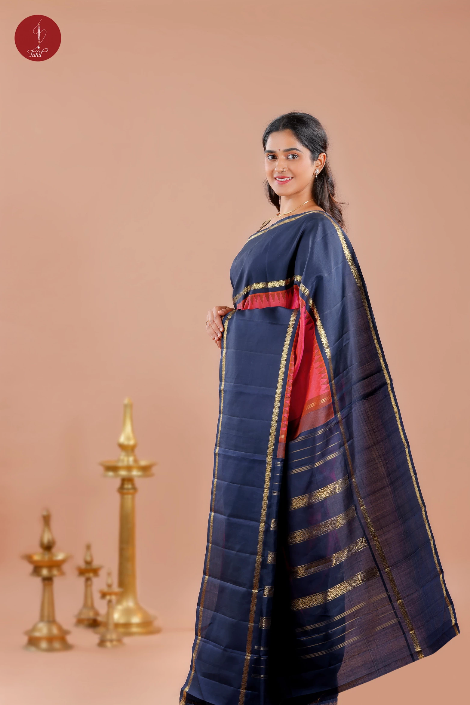 Handloom Kanchipuram Pure Silk Saree – Orange Shot Pink with Navy (MS071) Handloom Kanchipuram Pure Silk Saree – Orange Shot Pink with Navy (MS071)