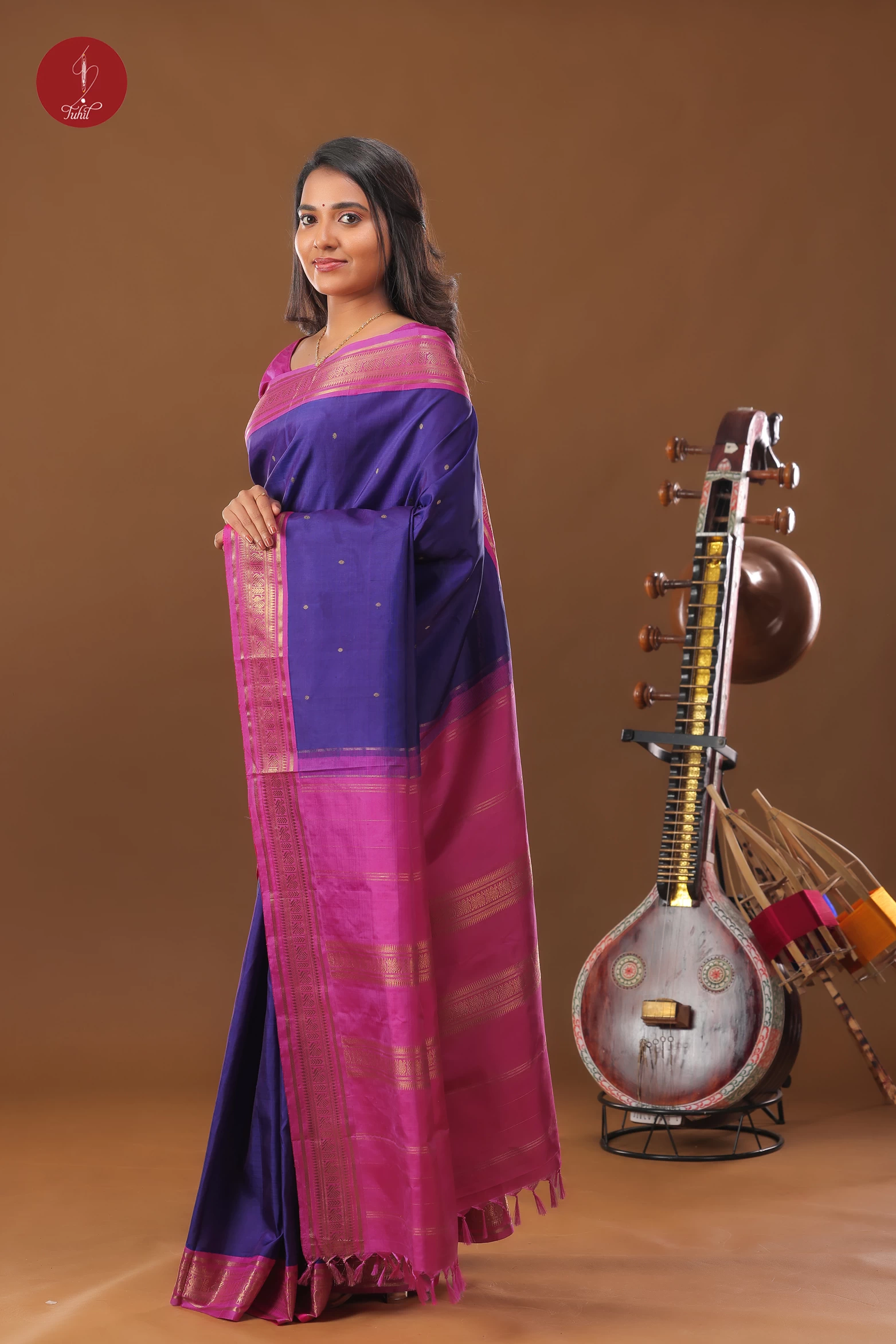 Handloom Kanchipuram Pure Silk Saree - Indigo with Rani Pink Border (SHS357) Handloom Kanchipuram Pure Silk Saree - Indigo with Rani Pink Border (SHS357)
