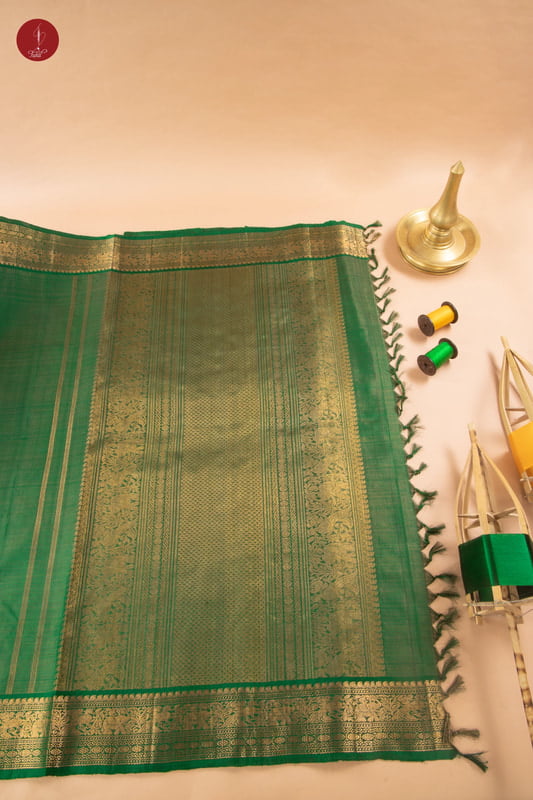 Kanchipuram Silk Saree - Bottle green Vaira Oosi (SHS235) Kanchipuram Silk Saree - Bottle green Vaira Oosi (SHS235)