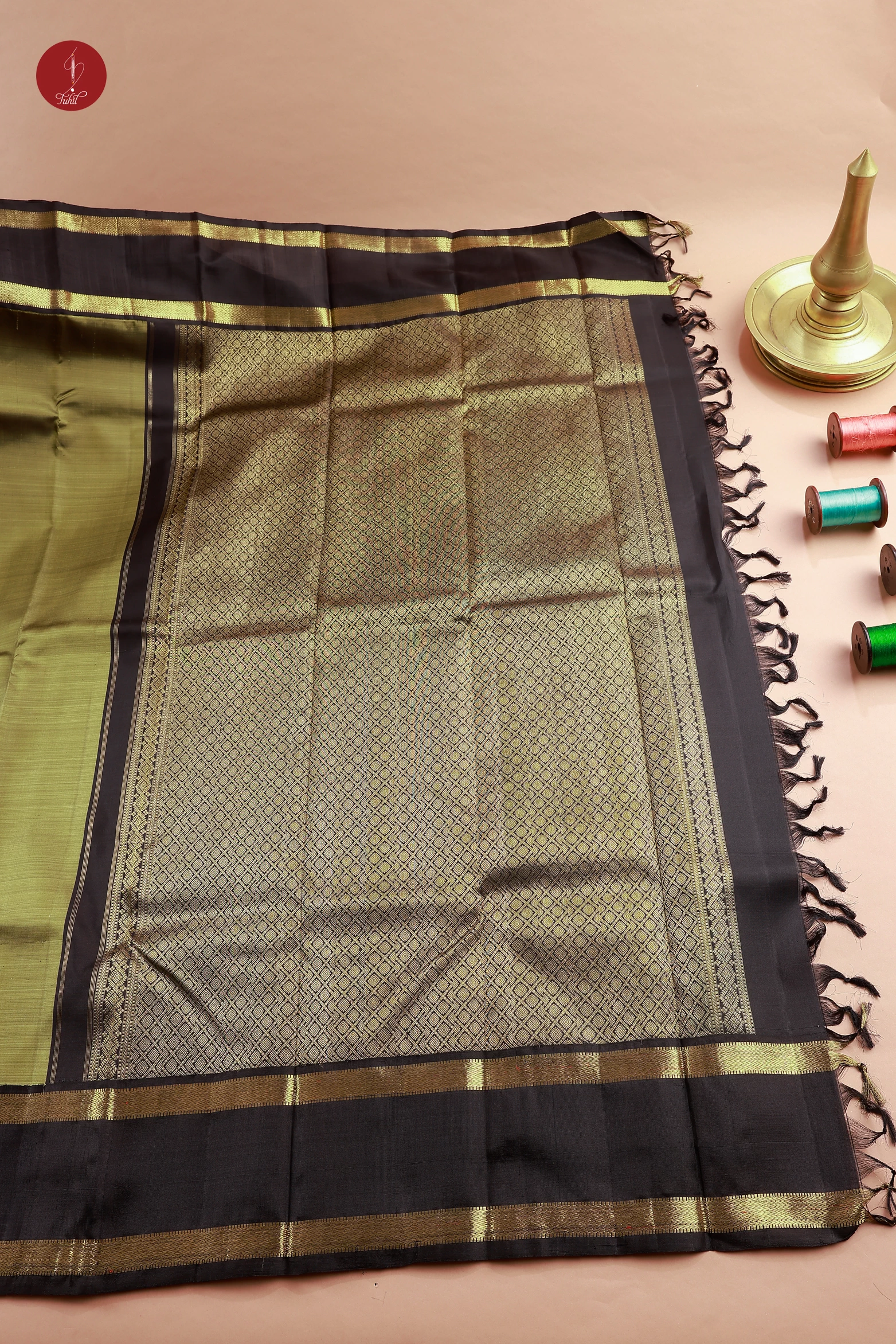 Handloom Kanchipuram Pure Silk Saree - Cardamom Green with Black (MS013) Handloom Kanchipuram Pure Silk Saree - Cardamom Green with Black (MS013)