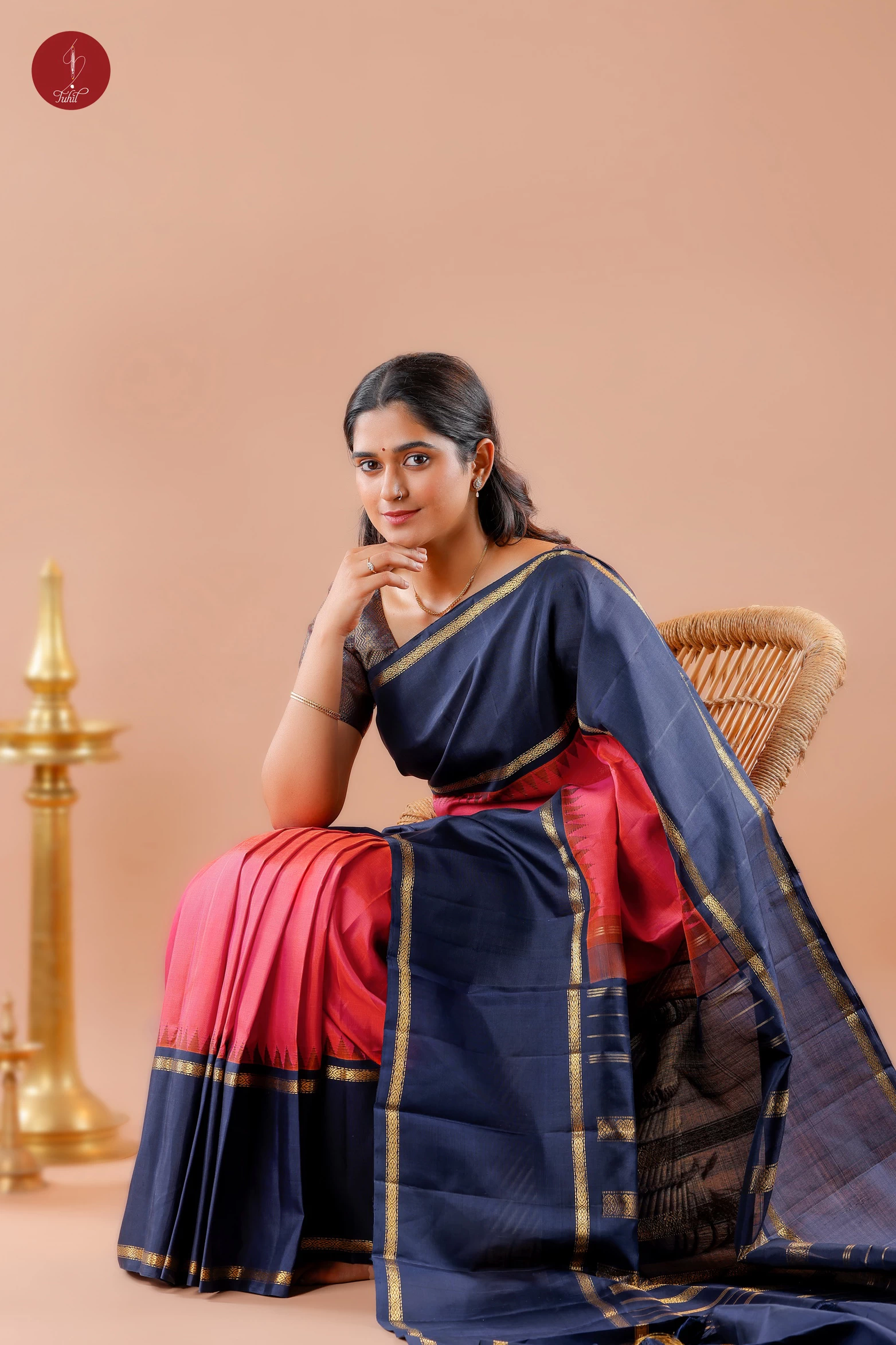 Handloom Kanchipuram Pure Silk Saree – Orange Shot Pink with Navy (MS071) Handloom Kanchipuram Pure Silk Saree – Orange Shot Pink with Navy (MS071)