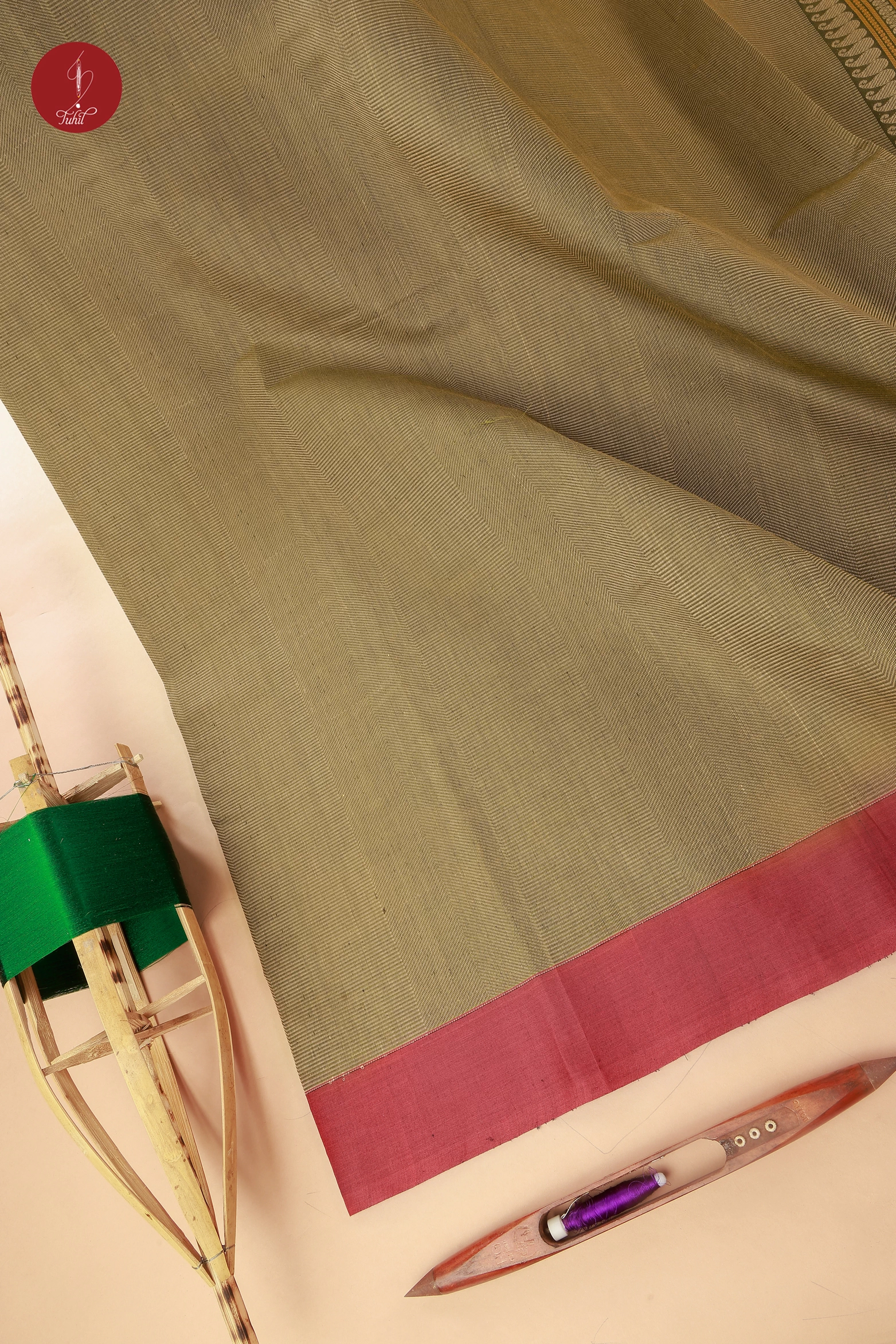 Pure South Cotton Handloom Saree – Leaf Green with Red Border (SHCC529) Pure South Cotton Handloom Saree – Leaf Green with Red Border (SHCC529)