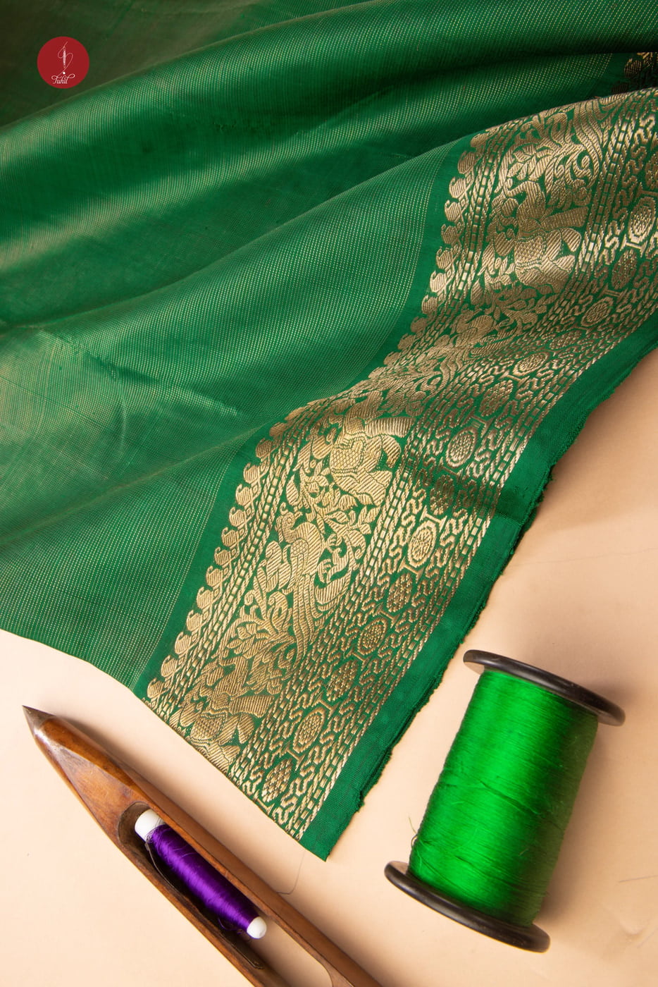 Kanchipuram Silk Saree - Bottle green Vaira Oosi (SHS235) Kanchipuram Silk Saree - Bottle green Vaira Oosi (SHS235)