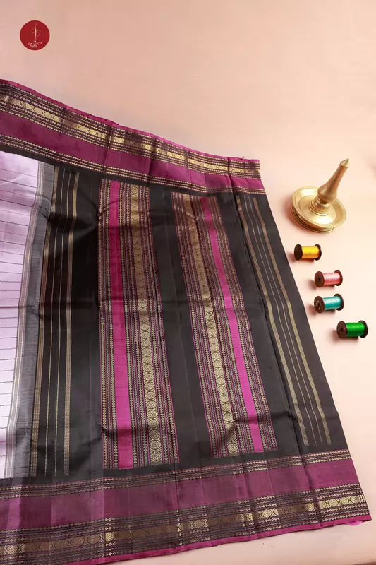 Kanchipuram Silk Saree - Veldhari - Lavendar with Black and Kemp (MS041) Kanchipuram Silk Saree - Veldhari - Lavendar with Black and Kemp (MS041)