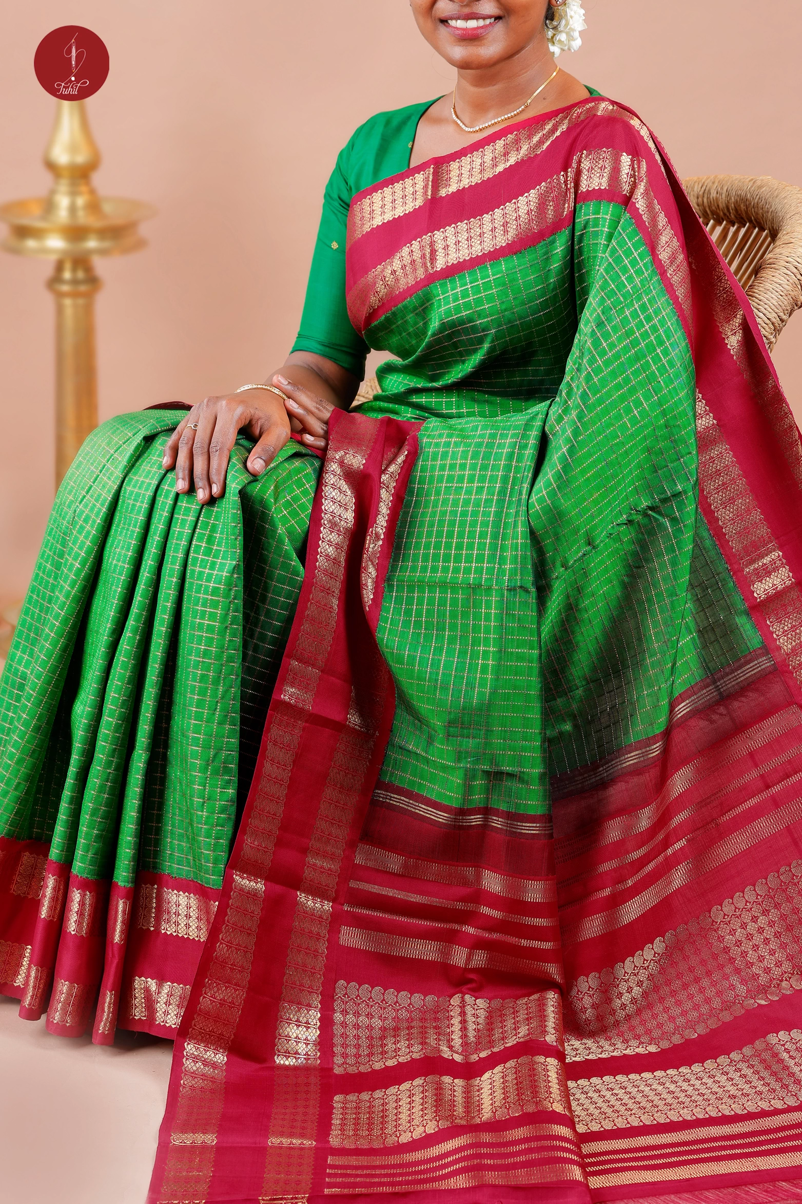 Handloom Kanchipuram Pure Silk Saree – Emerald Green with Maroon (MS036) Handloom Kanchipuram Pure Silk Saree – Emerald Green with Maroon (MS036)