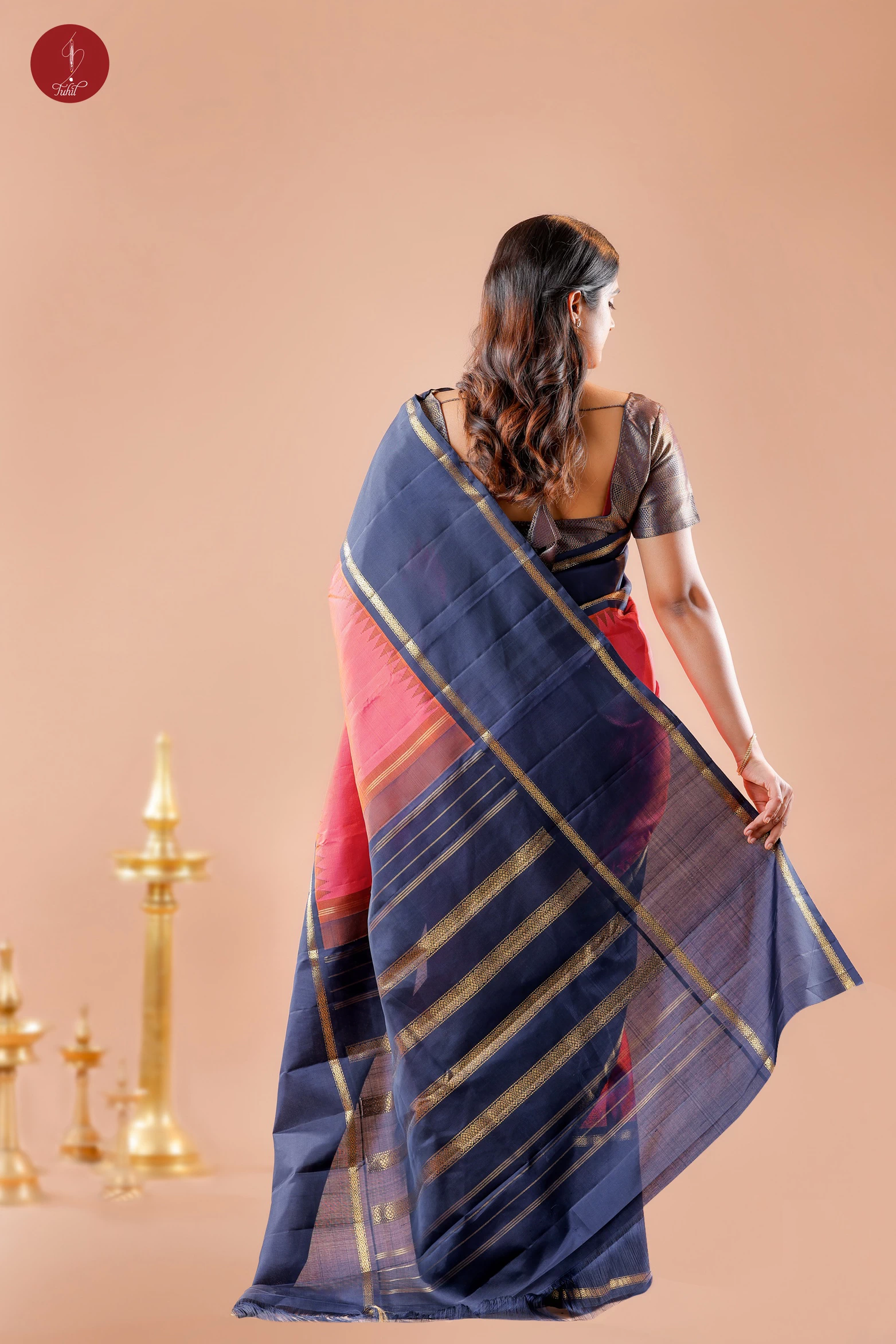 Handloom Kanchipuram Pure Silk Saree – Orange Shot Pink with Navy (MS071) Handloom Kanchipuram Pure Silk Saree – Orange Shot Pink with Navy (MS071)