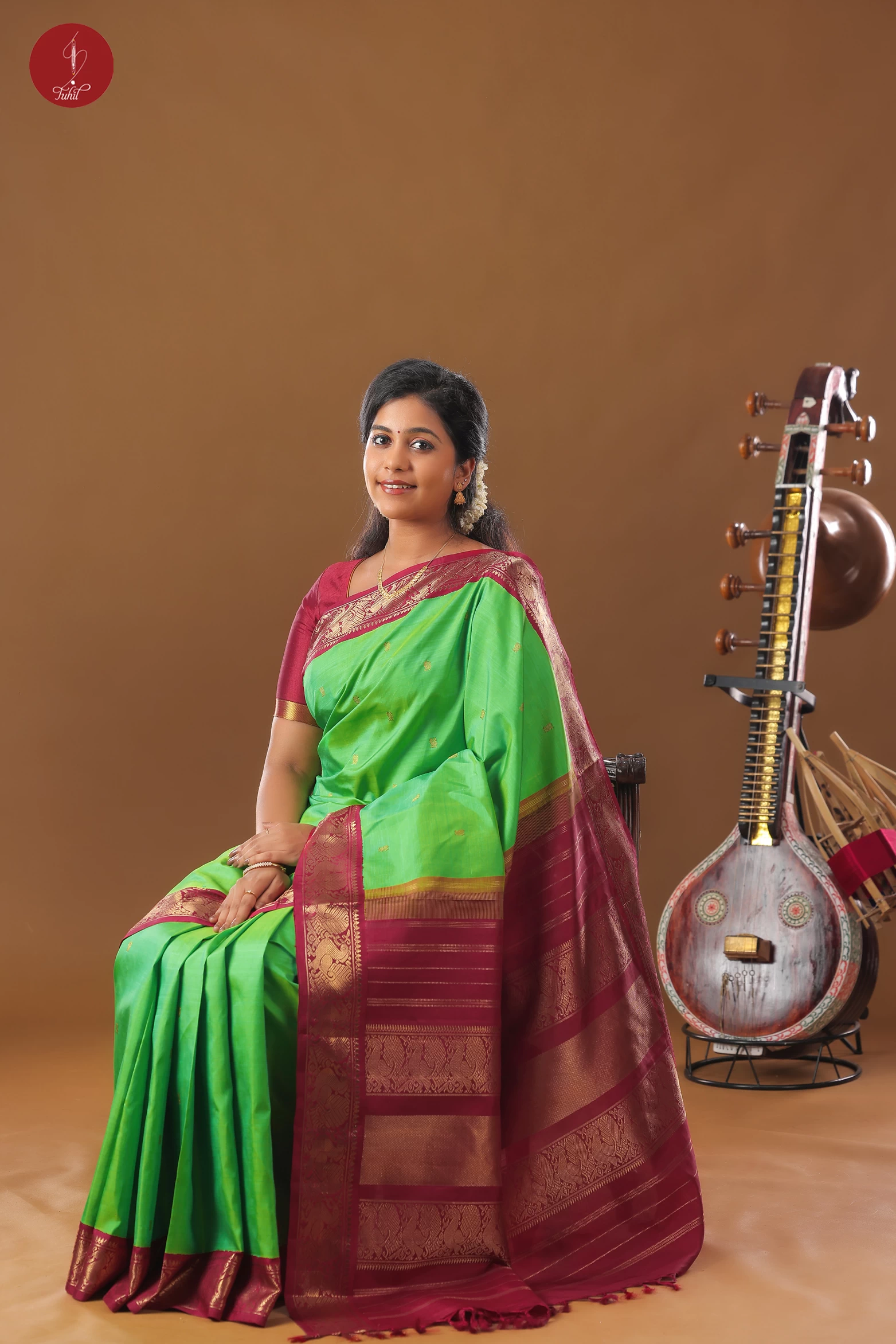 Handloom Kanchipuram Pure Silk Saree - Parrot Green with Maroon (SHS410) Handloom Kanchipuram Pure Silk Saree - Parrot Green with Maroon (SHS410)