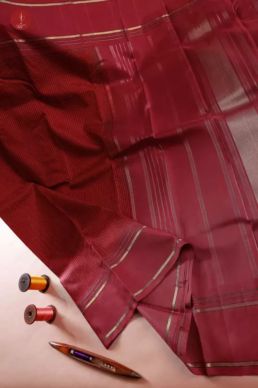 Kanchipuram Silk Saree - Podi Kattam - Red and Black with Maroon (MS062)