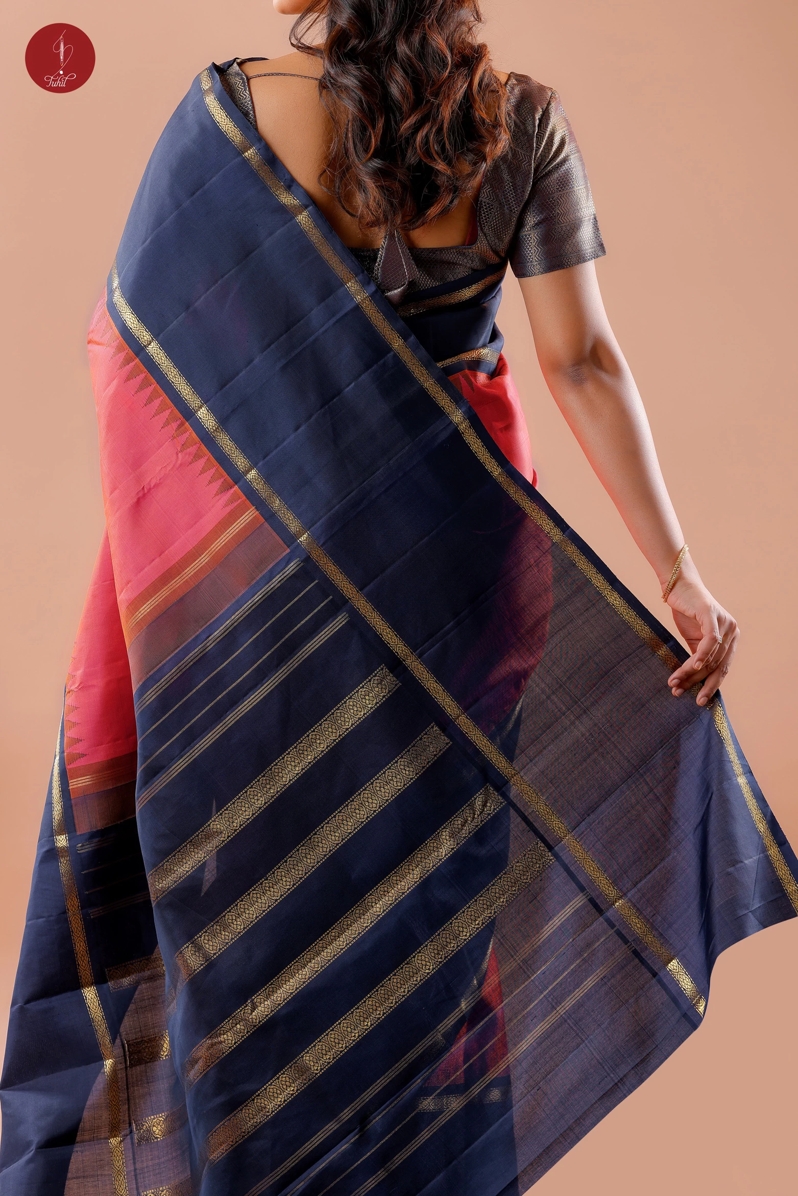 Handloom Kanchipuram Pure Silk Saree – Orange Shot Pink with Navy (MS071) Handloom Kanchipuram Pure Silk Saree – Orange Shot Pink with Navy (MS071)