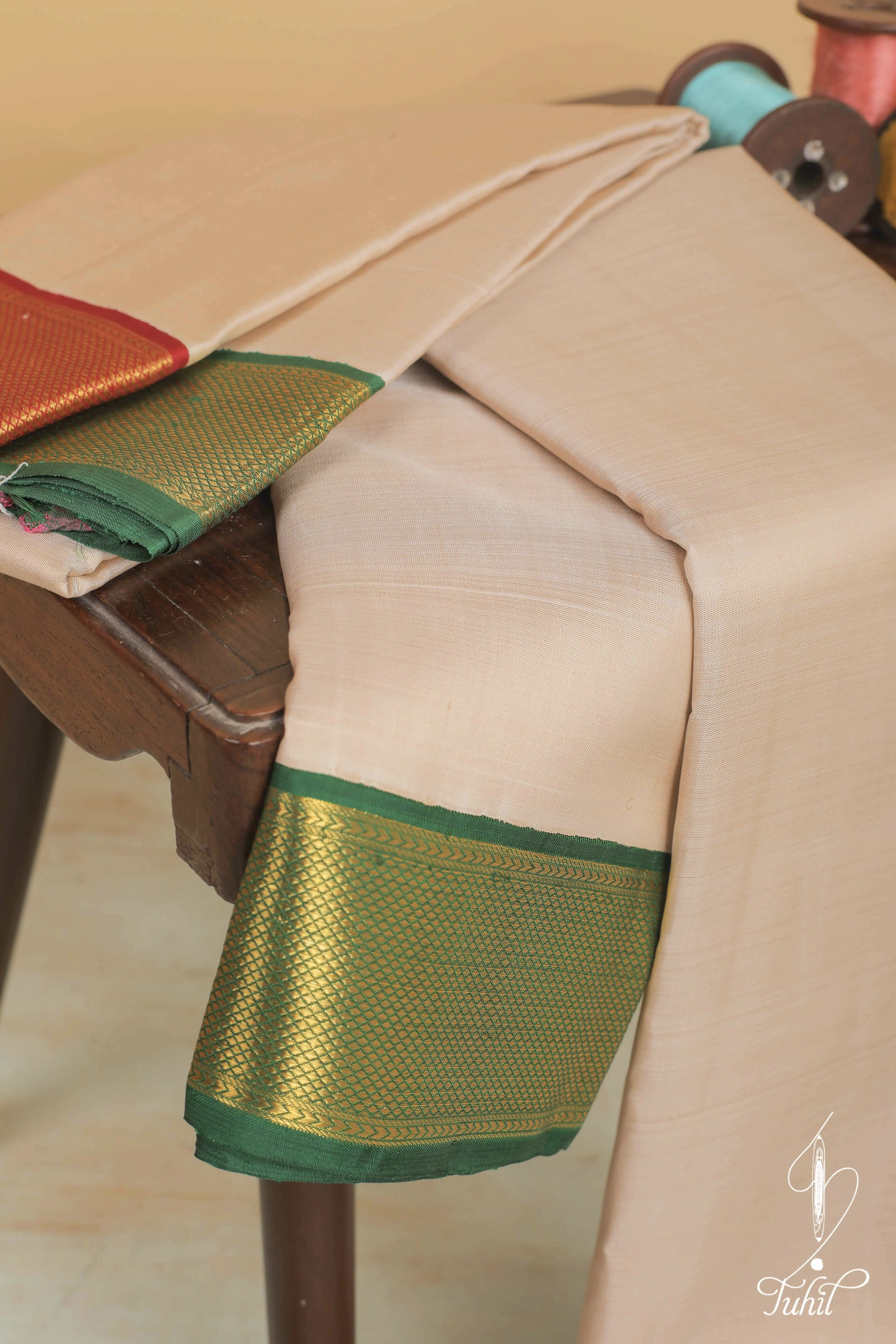 Handloom Pure Silk Veshti & Angavastaram - Ivory - Ganga Jamuna (Red and Green) Kuyil Kann and Vangi Gold Zari Big Border - 9*5 (SVA304) Handloom Pure Silk Veshti & Angavastaram - Ivory - Ganga Jamuna (Red and Green) Kuyil Kann and Vangi Gold Zari Big Border - 9*5 (SVA304)